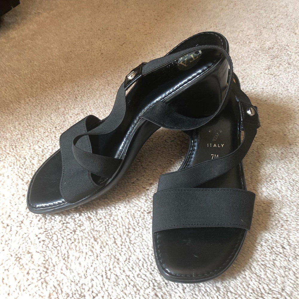 Italian Shoemakers Wedge w/Elastic Straps Sz 7